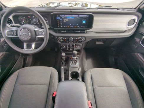 Certified 2025 Jeep Wrangler Unlimited Sahara w/ Safety Group image 10