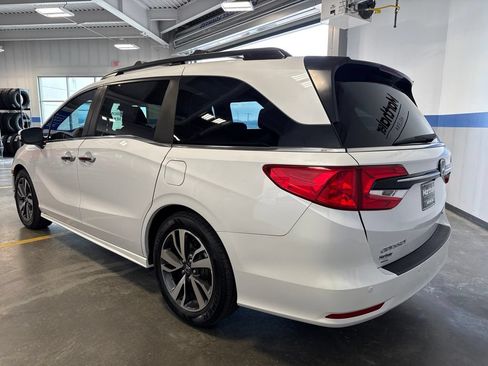 Certified 2023 Honda Odyssey Touring image 5