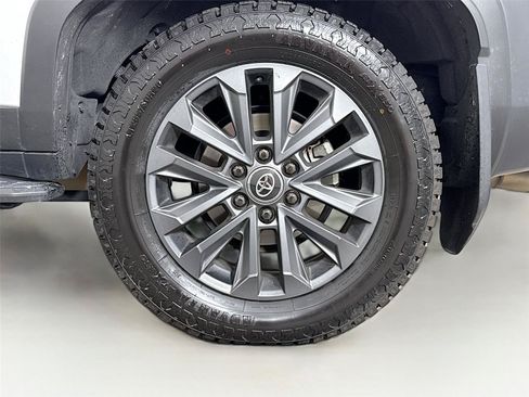 Used 2024 Toyota Land Cruiser w/ Premium Package AWD/4WD image 33