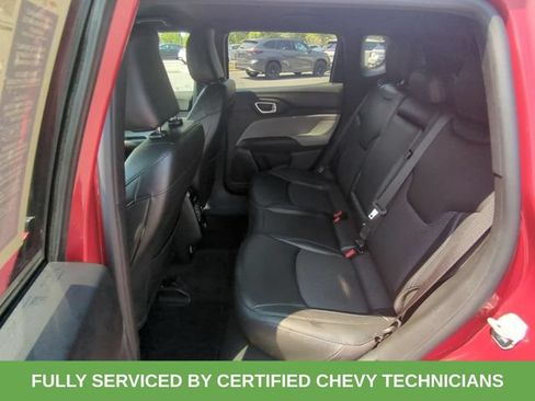 Used 2024 Jeep Compass Latitude AWD/4WD image 39