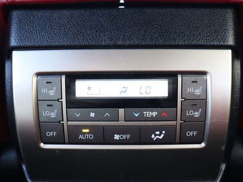Used 2020 Lexus GX 460 Luxury w/ Off Road Package AWD/4WD image 32