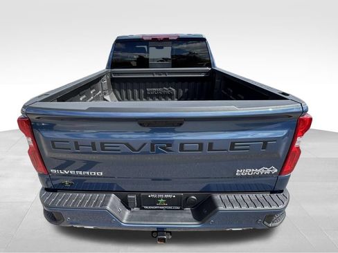 Used 2024 Chevrolet Silverado 1500 High Country w/ High Country Premium Package AWD/4WD image 10