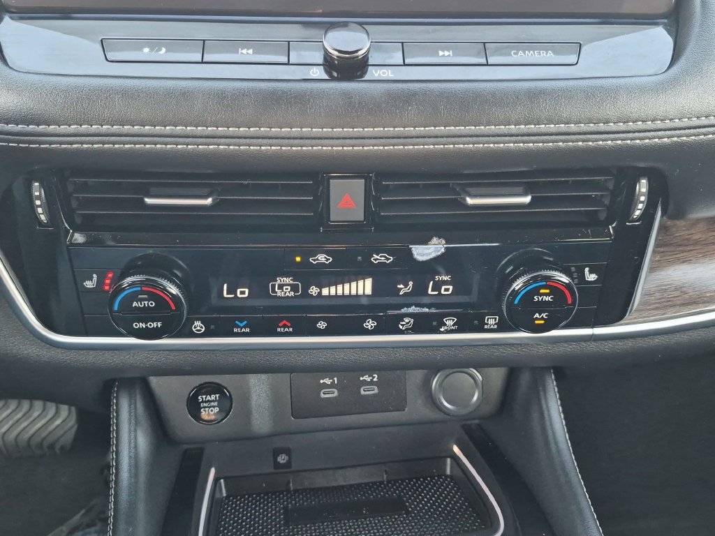 Used 2024 Nissan Rogue Platinum AWD/4WD image 23