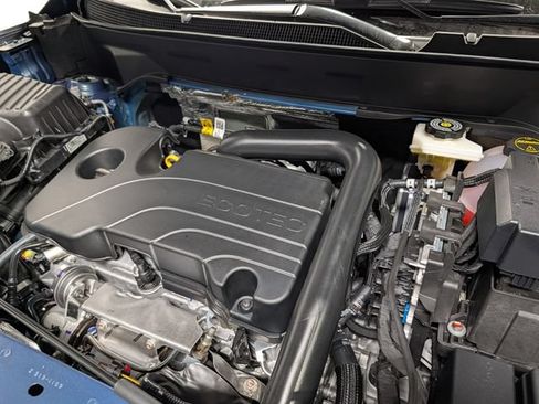 New 2027 Chevrolet Equinox LT FWD image 24