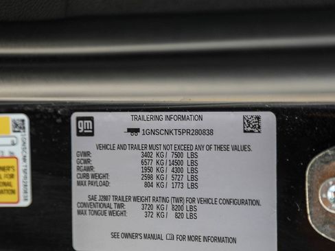 Used 2023 Chevrolet Tahoe LT w/ Luxury Package RWD image 25