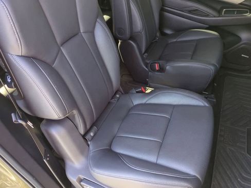 Used 2022 Subaru Ascent Touring w/ Popular Package #2A image 22