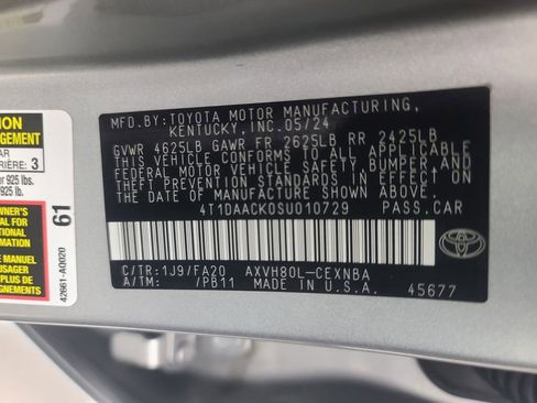 Used 2025 Toyota Camry LE image 40