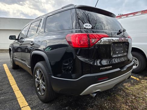 Used 2018 GMC Acadia SLT image 3