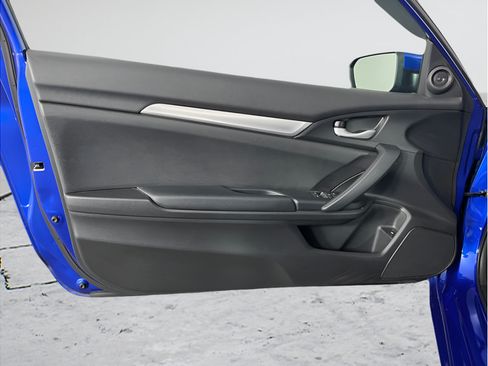 Used 2019 Honda Civic Sport image 9