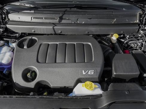 Used 2017 Dodge Journey GT w/ Driver Convenience Group image 16