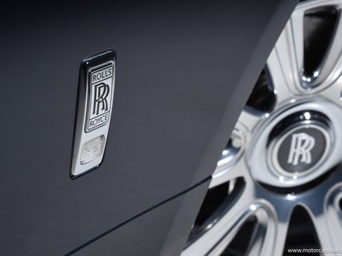 Used 2016 Rolls-Royce Dawn image 22