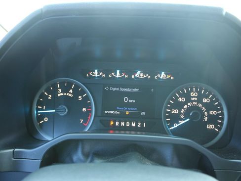 Used 2017 Ford F150 XLT w/ Equipment Group 302A Luxury RWD image 35