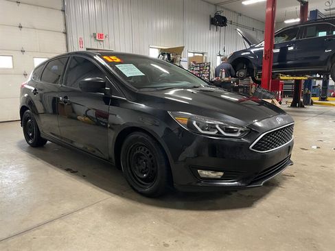 Used 2015 Ford Focus SE w/ Equipment Group 201A image 5