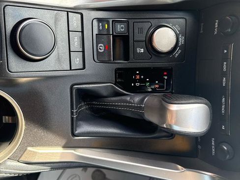 Used 2017 Lexus NX 200t FWD image 23