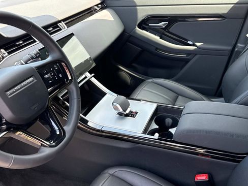 Certified 2025 Land Rover Range Rover Evoque S image 21