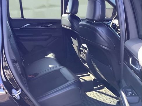 Certified 2023 Jeep Grand Cherokee Altitude image 17