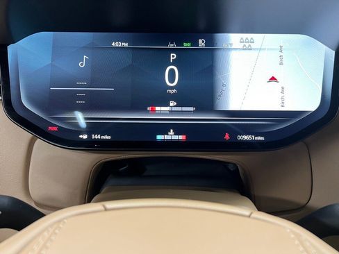 Used 2024 Land Rover Range Rover Long Wheelbase SE image 31