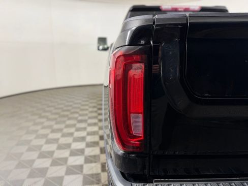 Used 2020 GMC Sierra 2500 AT4 w/ Technology Package image 13