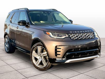 New 2025 Land Rover Discovery Metropolitan Edition
