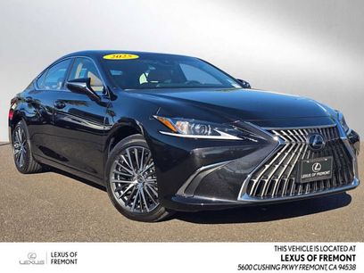 Certified 2025 Lexus ES 350 w/ Premium Package
