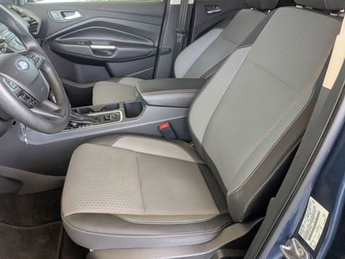 Used 2018 Ford Escape SE FWD image 19
