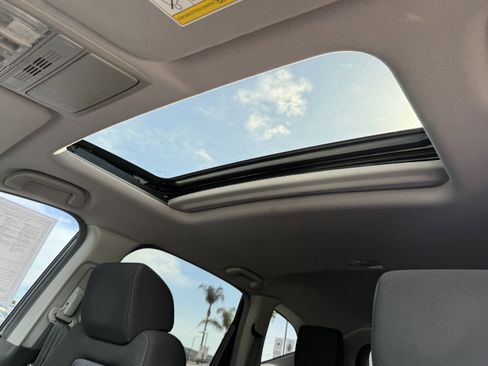 Used 2021 Honda CR-V EX image 17