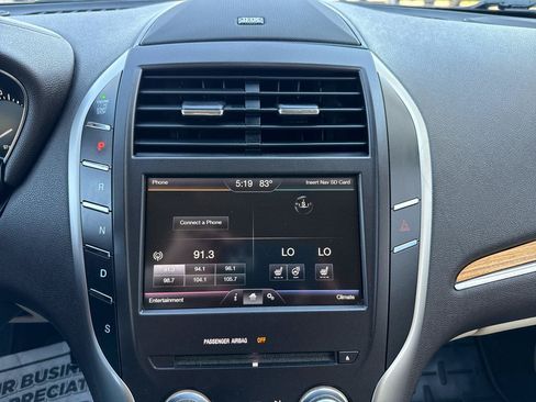 Used 2015 Lincoln MKC AWD w/ Equipment Group 101A Select image 9