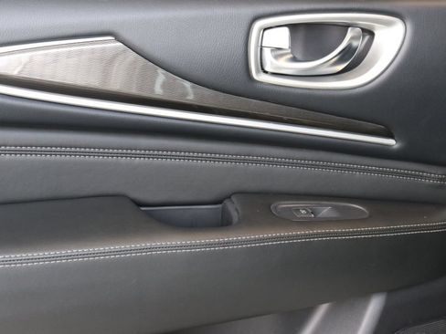 Used 2019 INFINITI QX60 Luxe w/ Essential Package AWD/4WD image 29