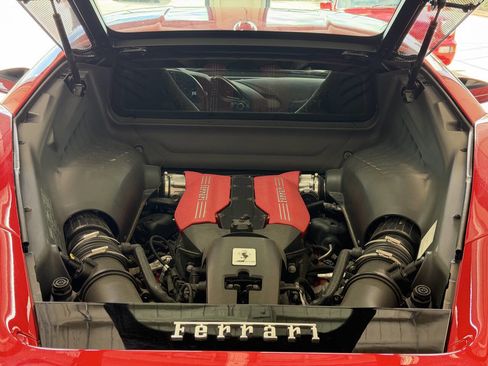 Used 2018 Ferrari 488 GTB RWD image 64