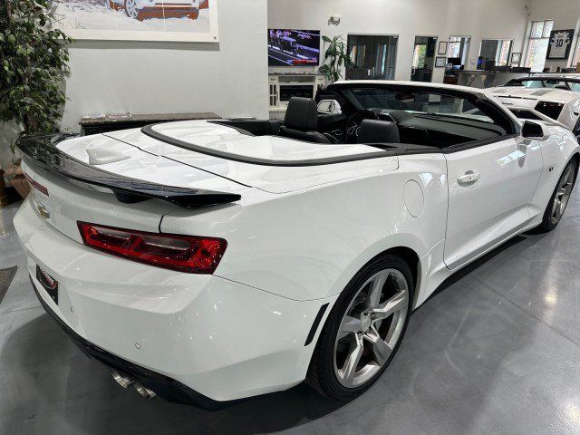 Used 2016 Chevrolet Camaro SS RWD image 30