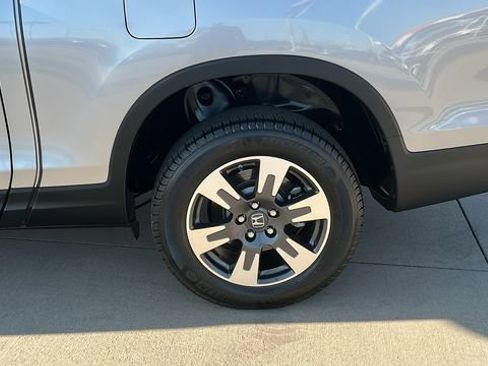 Used 2017 Honda Ridgeline RTL-E image 22