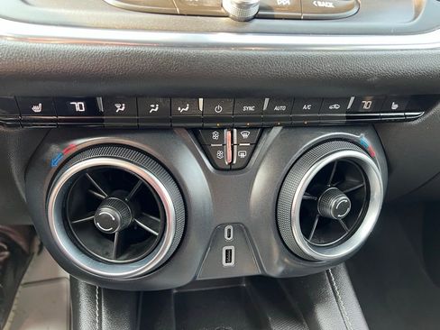 Used 2023 Chevrolet Blazer LT w/ Convenience Package image 37