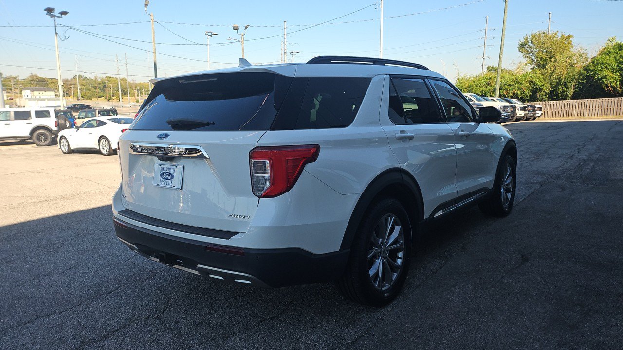 Used 2021 Ford Explorer XLT w/ Equipment Group 202A AWD/4WD image 5
