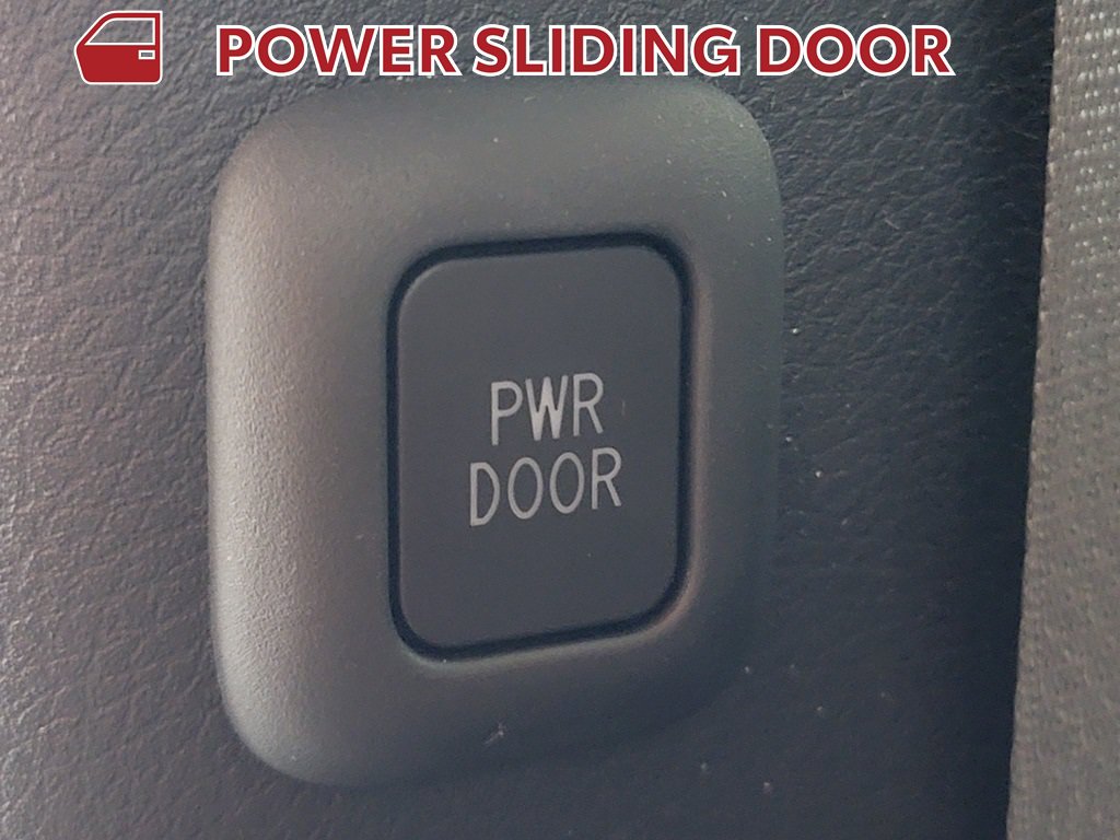 Used 2025 Toyota Sienna XLE w/ XLE Plus Package AWD/4WD image 30