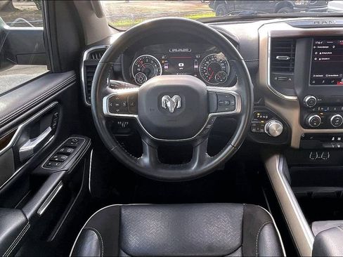 Used 2022 RAM 1500 Laramie AWD/4WD image 8