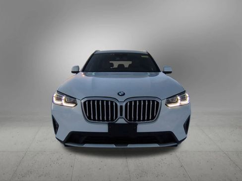 Used 2023 BMW X3 xDrive30i w/ Premium Package image 9