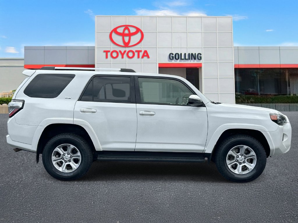 Used 2021 Toyota 4Runner SR5 AWD/4WD image 6