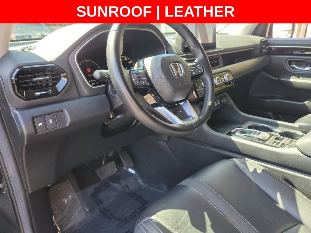 Used 2024 Honda Pilot Touring image 23
