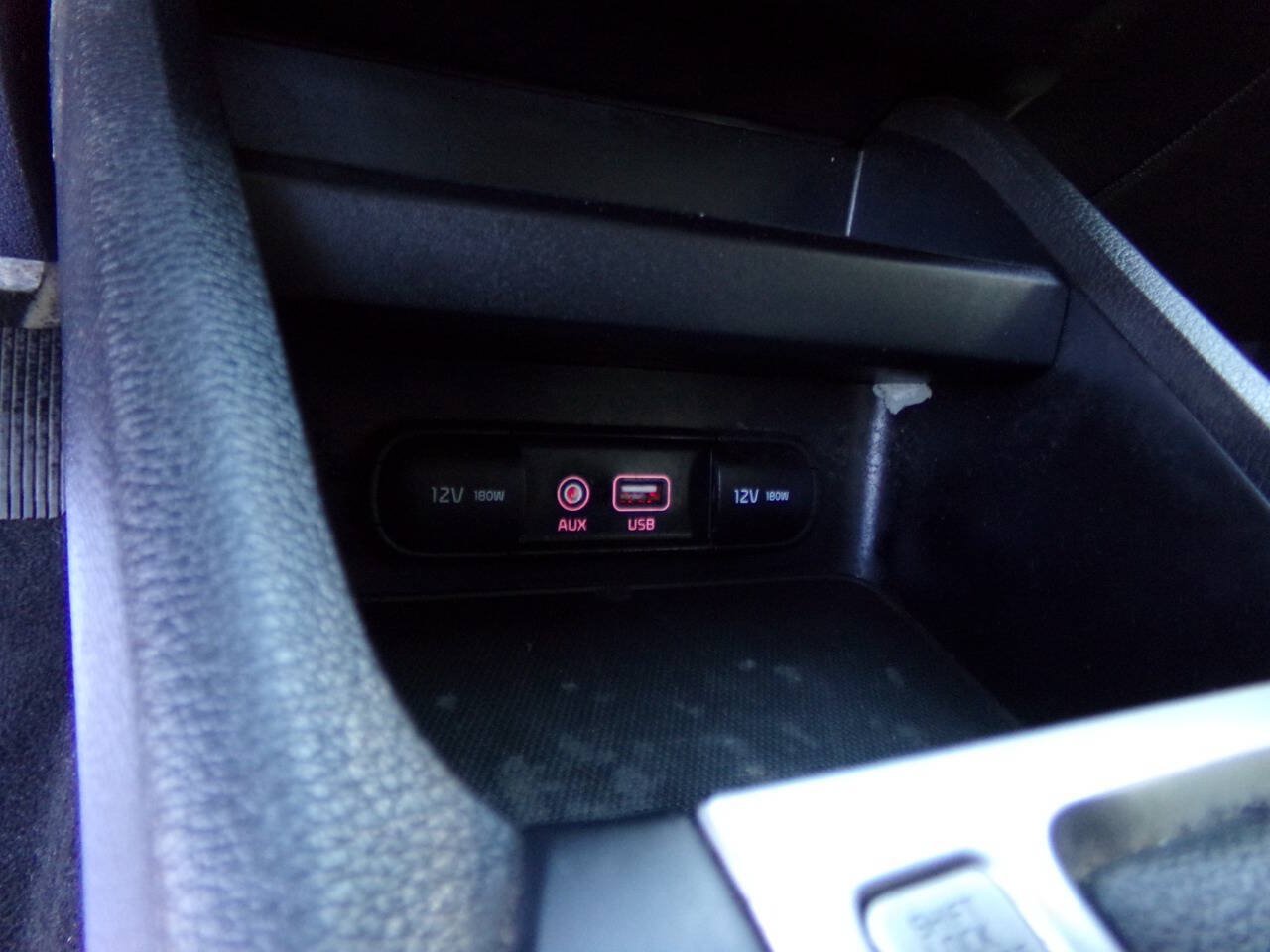 Used 2021 Kia Forte LXS FWD image 12
