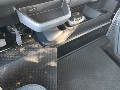 New 2025 Chevrolet Brightdrop 600 image 20