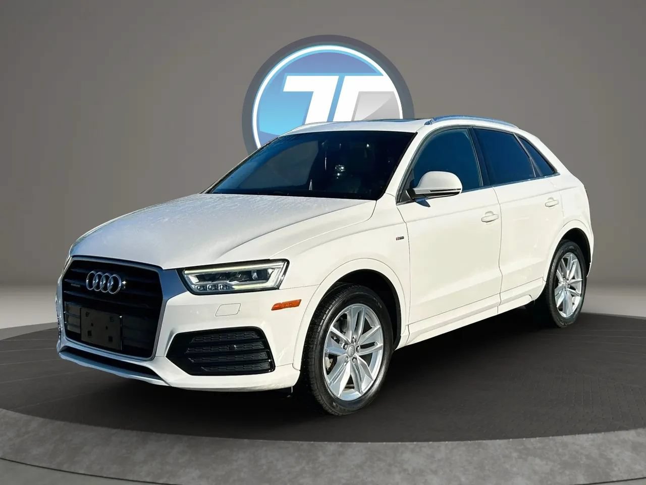 Used 2018 Audi Q3 2.0T Premium Plus w/ Premium Plus Package AWD/4WD image 7