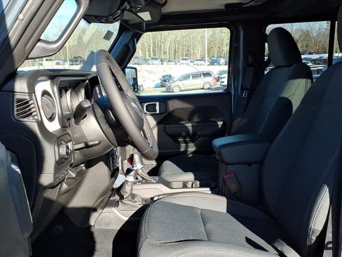 New 2025 Jeep Wrangler Unlimited Sport image 6