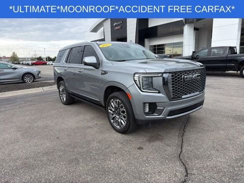 Used 2023 GMC Yukon Denali Ultimate w/ LPO, Floor Liner Package AWD/4WD image 3