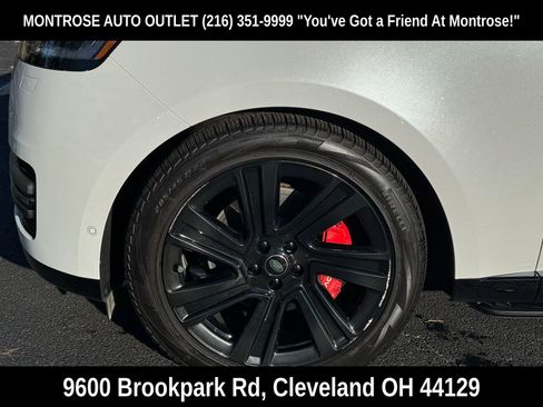 Used 2022 Land Rover Range Rover Long Wheelbase SE image 55