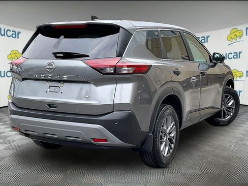 Used 2023 Nissan Rogue S AWD/4WD image 6
