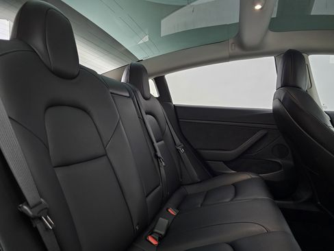 Used 2022 Tesla Model 3 Performance image 24