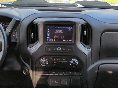 Used 2024 Chevrolet Silverado 1500 Custom Trail Boss w/ LPO, Dark Essentials Package AWD/4WD image 17