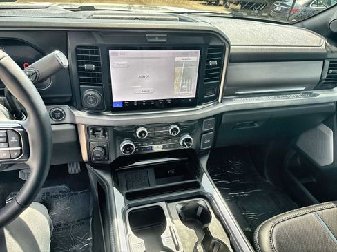 Used 2026 Ford F250 Platinum AWD/4WD image 22