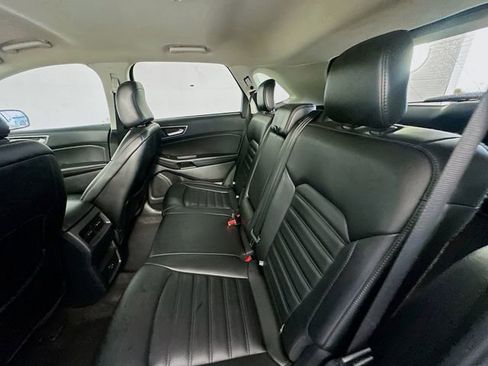Used 2021 Ford Edge SEL image 22