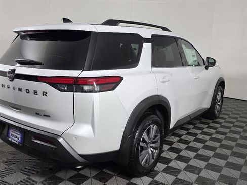 New 2026 Nissan Pathfinder SL AWD/4WD image 4